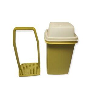 Tupperware Avocado Green Pick A Deli Pickle Keeper W/Lifter Lid Vintage